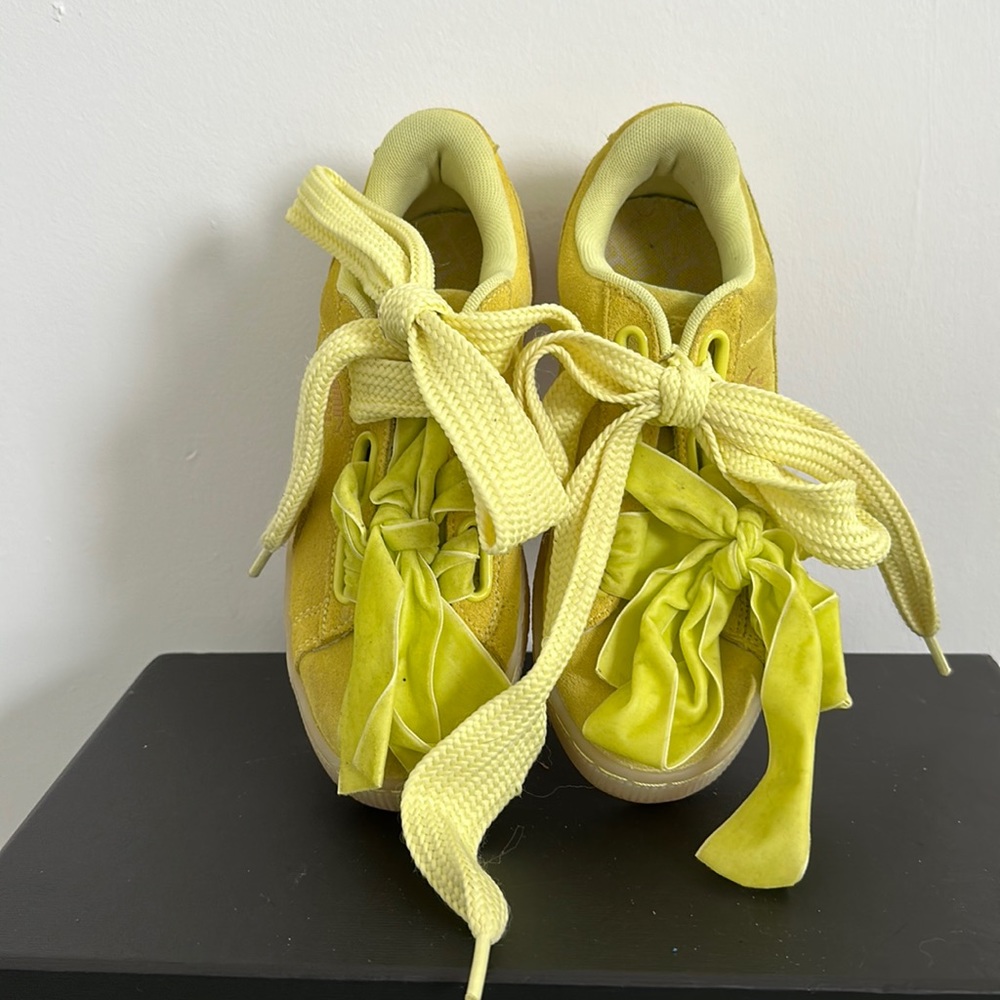 Pumas with Jumbo Laces